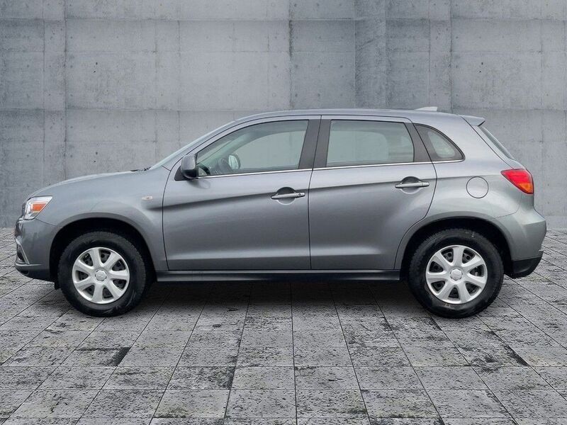 Gebraucht Mitsubishi ASX Edition 117 PS (86 kW) 2018 Platinumgrau (m) SUV