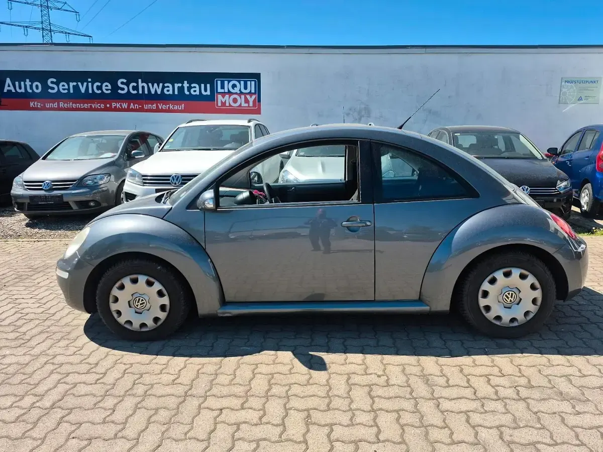 Gebraucht VW New Beetle 75 PS (55 kW) 2006 Grau Kleinwagen