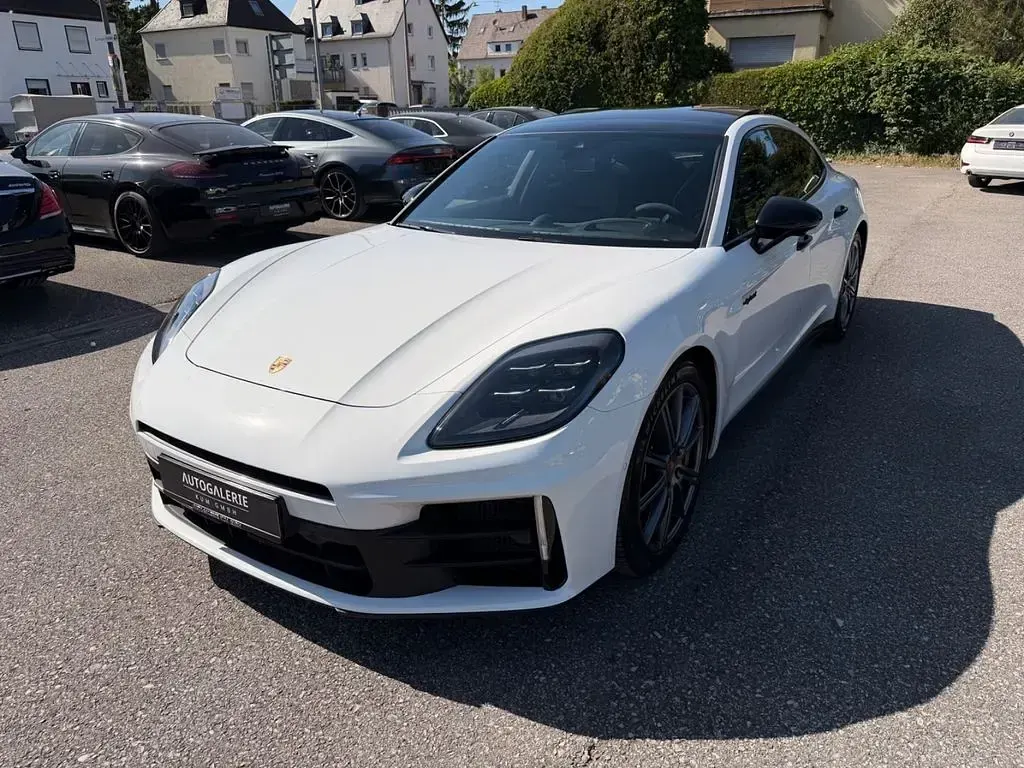Gebraucht Porsche Panamera 4 Sport 470 PS (345 kW) 2024 Weiß Kleinwagen