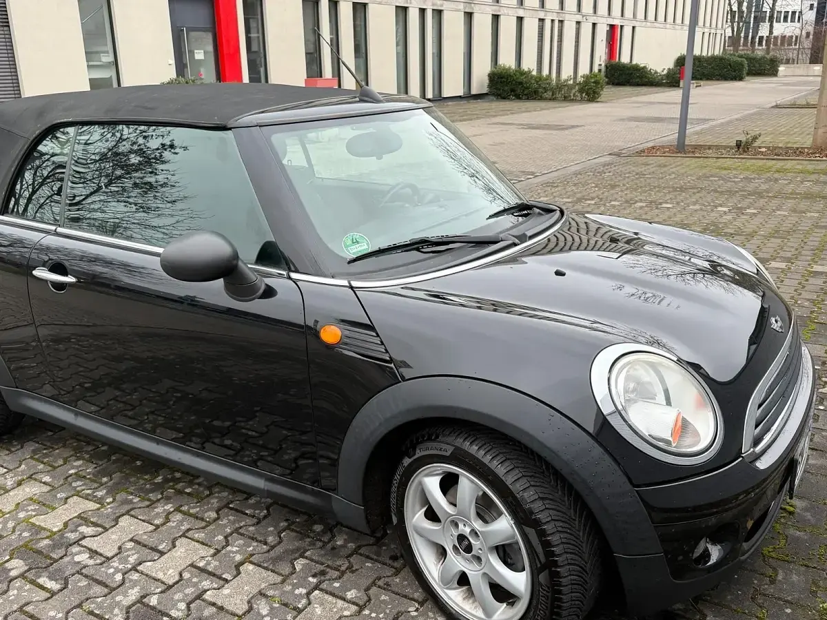 Gebraucht Mini One Cabriolet 98 PS (72 kW) 2010 Schwarz Cabrio