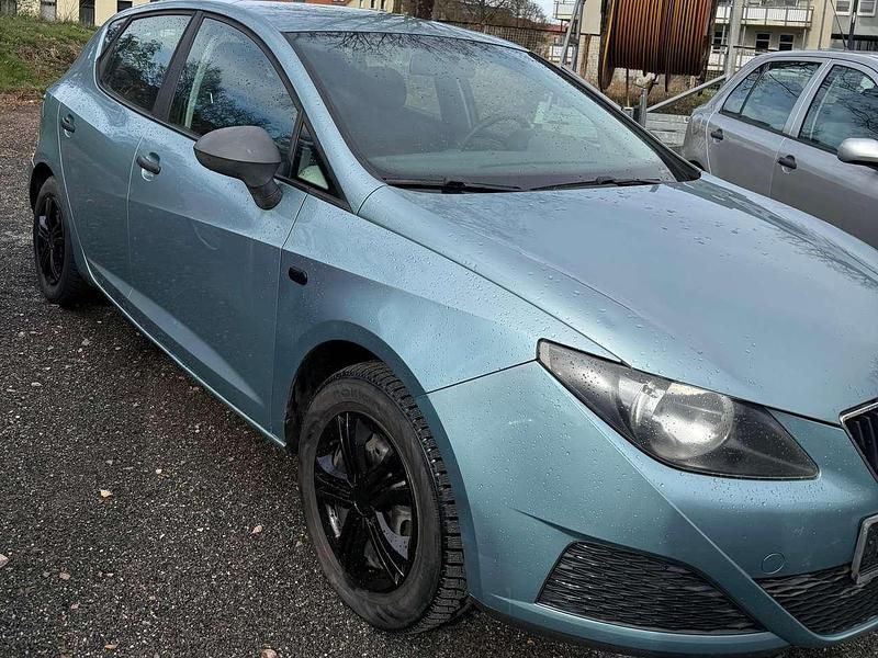 Gebraucht Seat Ibiza Reference 69 PS (50 kW) 2010 Blau Kleinwagen