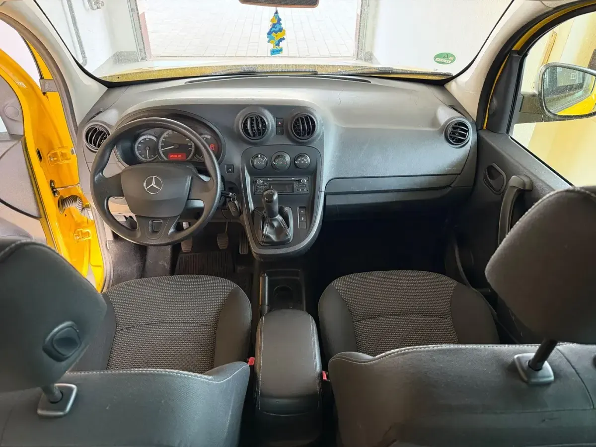 Gebraucht Mercedes Citan 109 90 PS (66 kW) 2016 Gelb Van / Kleinbus