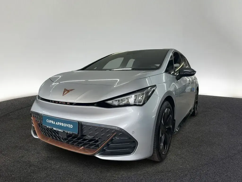 Gebraucht Cupra Born 169 kW (231 PS) 2025 Geysirsilber Kleinwagen