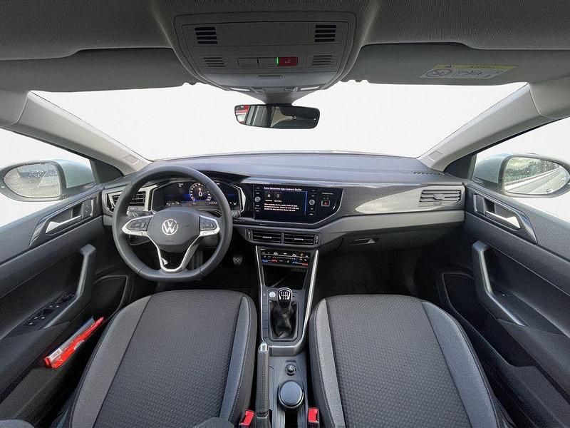 Gebraucht VW Taigo S 116 PS (85 kW) 2024 Reflexsilber SUV