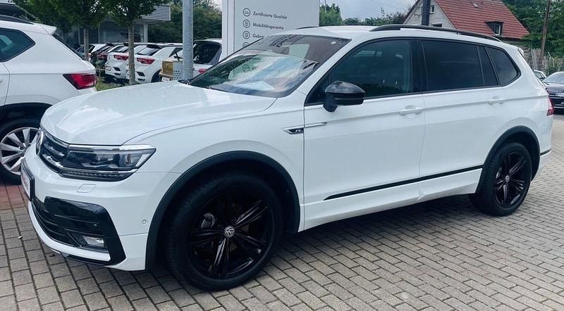 Weiß Gebraucht 2021 VW Tiguan Allspace R-line SUV | 30.299 € (Fairer Preis) - Bild 1/4