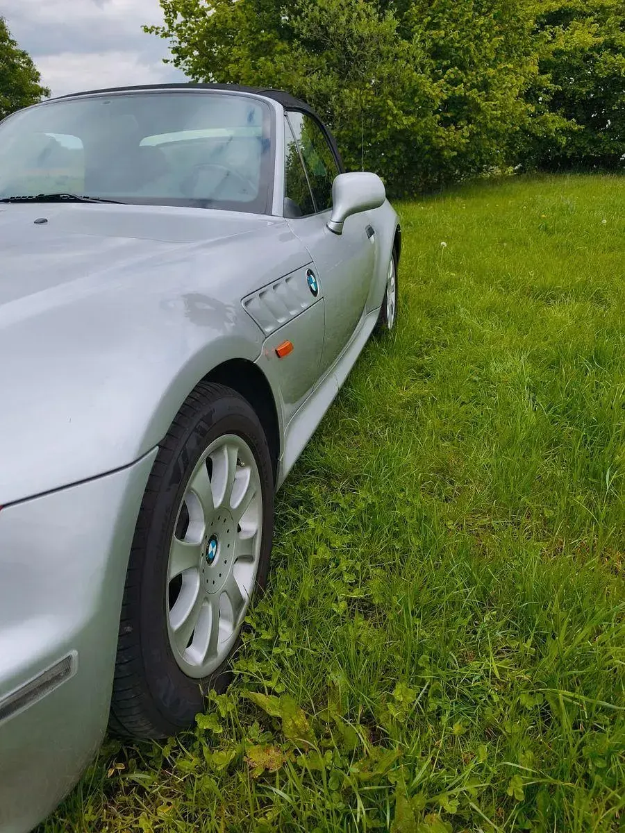 Gebraucht BMW Z3 118 PS (86 kW) 1999 Silber Cabrio