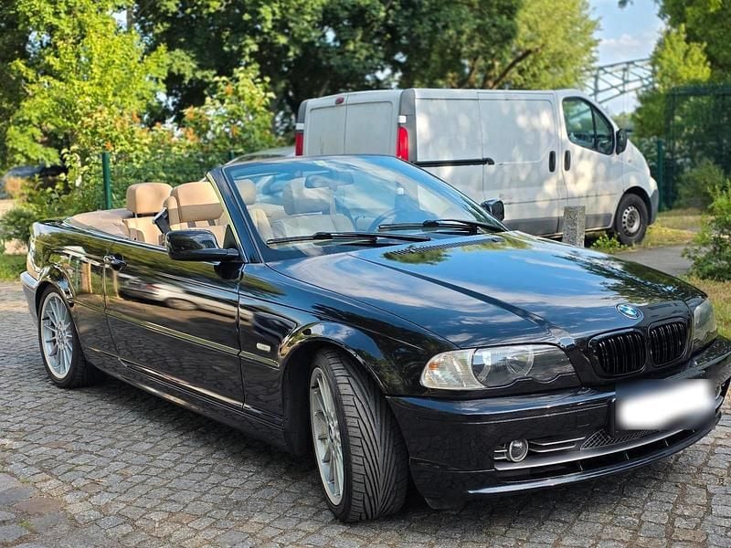 Second-hand BMW 330 231 CP (169 kW) 2000 Cabrio