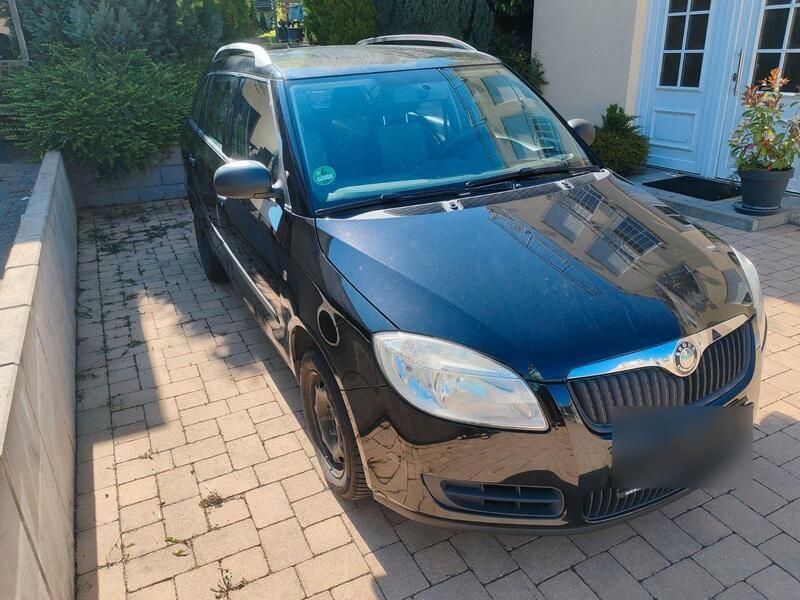 Schwarz Gebraucht 2009 Skoda Fabia Cool Edition Kombi | 1.500 € (Superpreis) - Bild 1/4