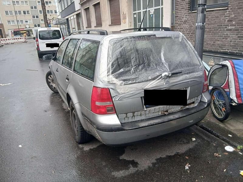 Gebraucht VW Golf IV Edition 105 PS (77 kW) 2004 Grau Kombi