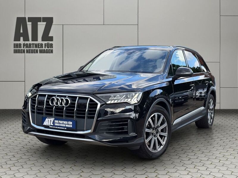 Schwarz Gebraucht 2019 Audi Q7 Ambiente SUV | 51.999 € (Teuer) - Bild 1/4