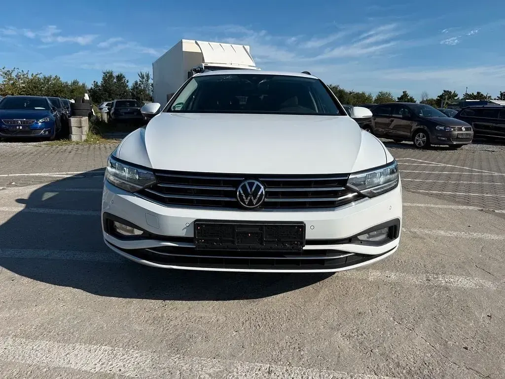 Gebraucht VW Passat Business 200 PS (147 kW) 2021 Weiß Kombi