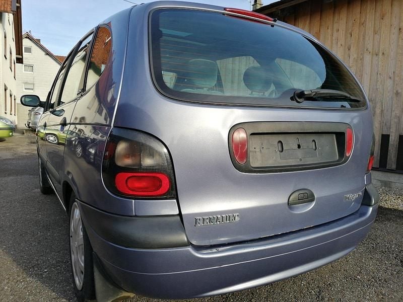 Gebraucht Renault Scénic 90 PS (66 kW) 1999 Blau Van / Kleinbus