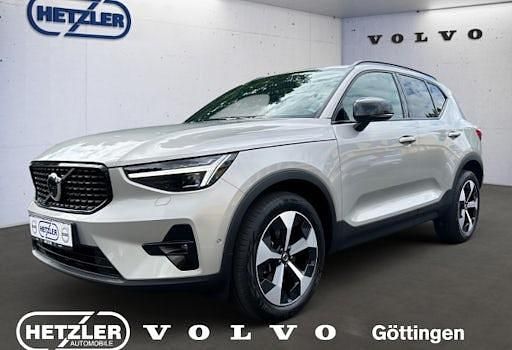 Gebraucht Volvo XC40 Plus 163 PS (119 kW) 2024 Silber SUV