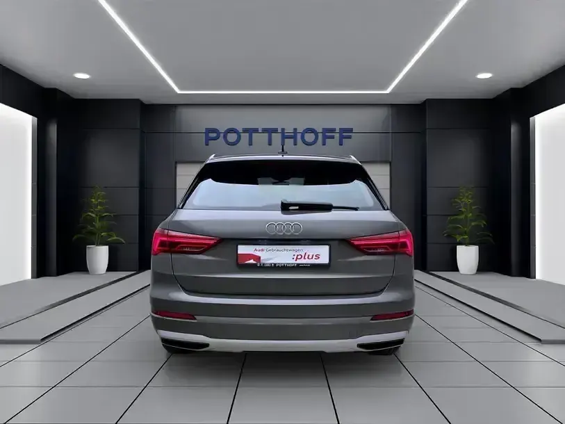 Gebraucht Audi Q3 Advanced 150 PS (110 kW) 2021 Chronosgrau metallic SUV
