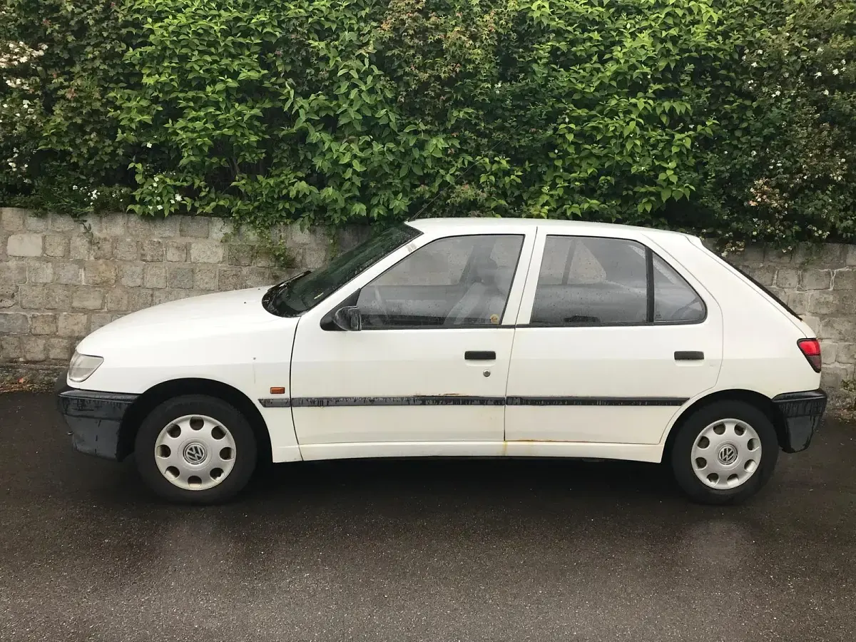 Gebraucht Peugeot 306 1993 Weiß Kleinwagen