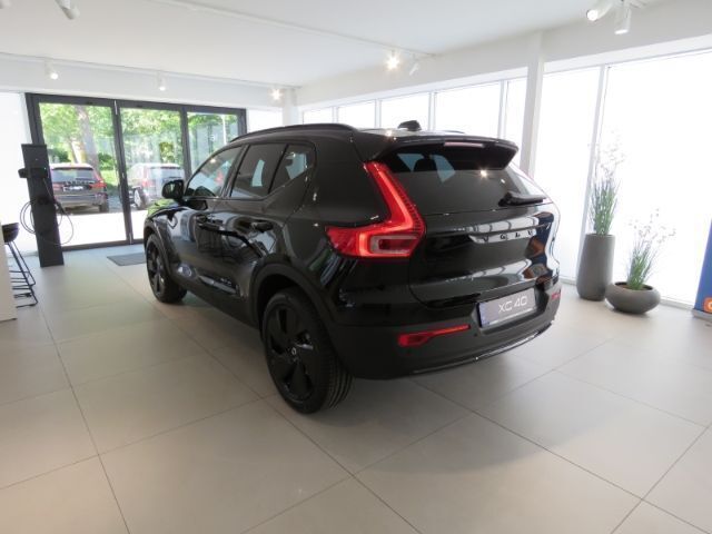 Gebraucht Volvo XC40 Plus 197 PS (144 kW) 2025 Schwarz SUV