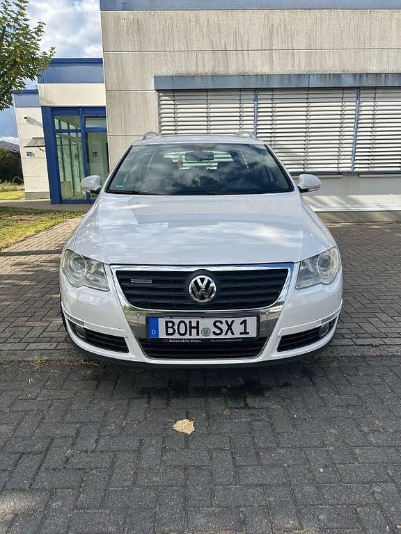 Gebraucht VW Passat Comfortline 143 PS (105 kW) 2010 Limousine