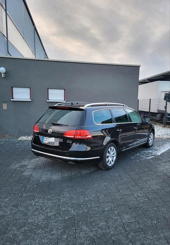 Gebraucht VW Passat Comfortline 140 PS (102 kW) 2011 Schwarz Kombi