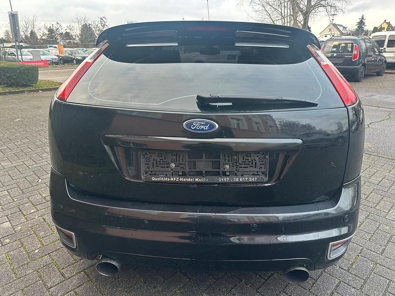 Gebraucht Ford Focus ST 226 PS (166 kW) 2006 Schwarz Limousine