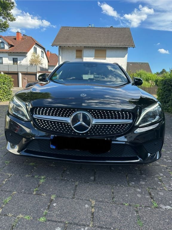 Schwarz Gebraucht 2019 Mercedes C220 Limousine | 15.400 € (Superpreis) - Bild 1/4