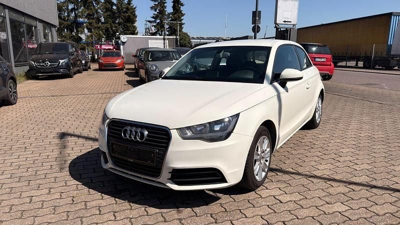 Second-hand Audi A1 Attraction 90 CP (66 kW) 2012 Alb Hatchback