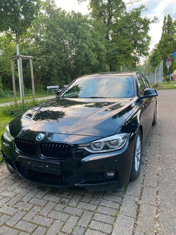 Schwarz Gebraucht 2017 BMW 320 M Sport Limousine | 21.800 € (Teuer) - Bild 1/4