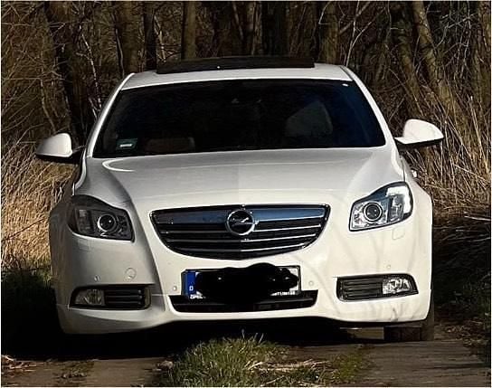 Gebraucht Opel Insignia OPC 160 PS (117 kW) 2010 Weiß Limousine