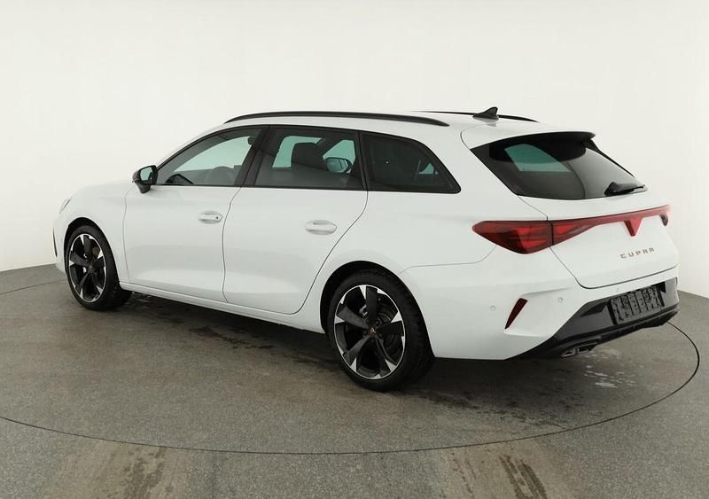 Neu Cupra Leon 150 PS (110 kW) 2026 Glacial weiß metallic