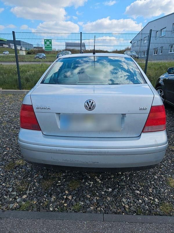 Gebraucht VW Bora Comfortline 116 PS (85 kW) 2000 Silber Limousine