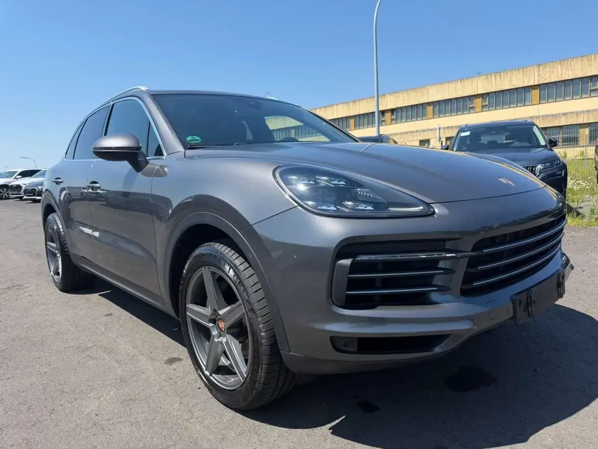 Gebraucht Porsche Cayenne 340 PS (250 kW) 2019 Grau SUV