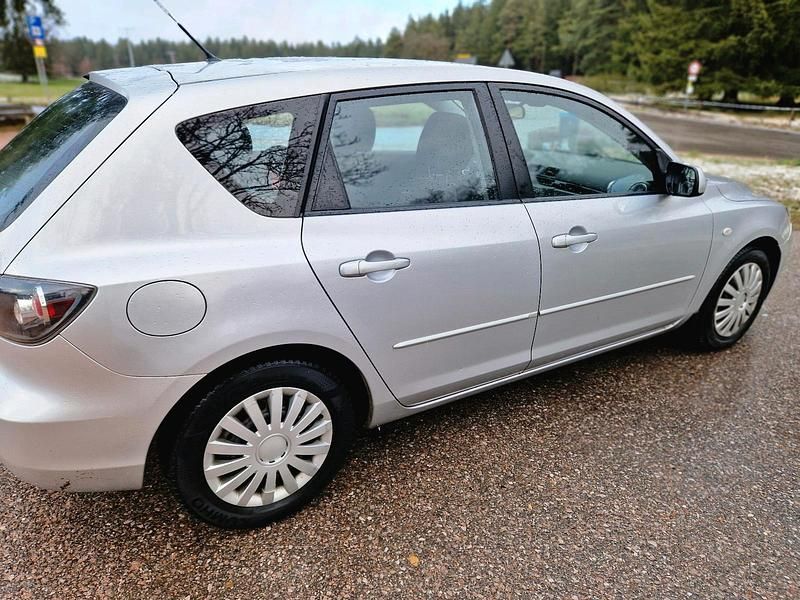 Gebraucht Mazda 3 Active 105 PS (77 kW) 2007 Silber Kleinwagen