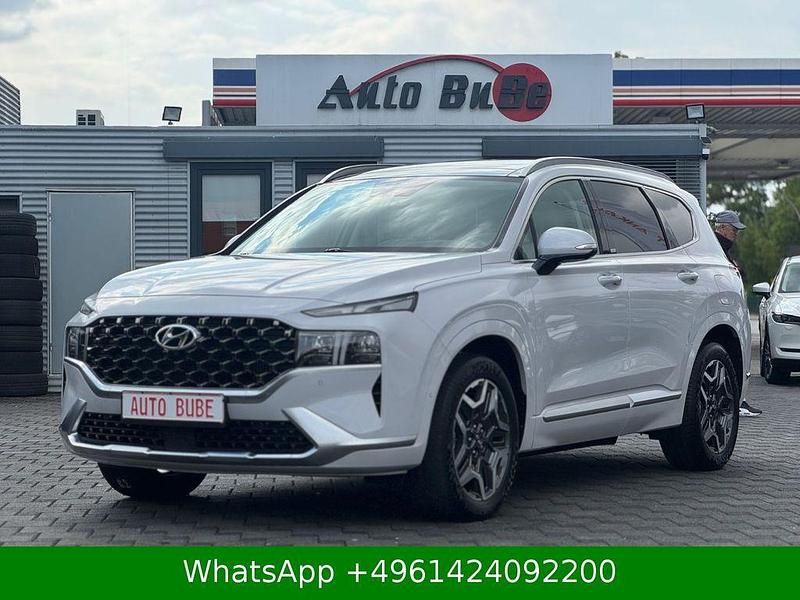 Weiß Gebraucht 2021 Hyundai Santa Fe Signature SUV | 36.900 € (Teuer) - Bild 1/4