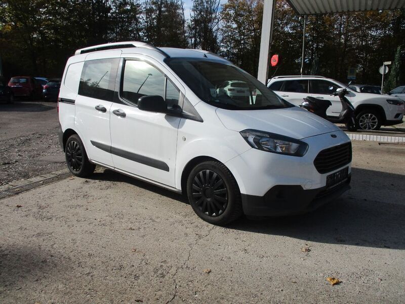 Weiß Gebraucht 2020 Ford Transit Trend Van / Kleinbus | 12.900 € (Guter Preis) - Bild 1/4