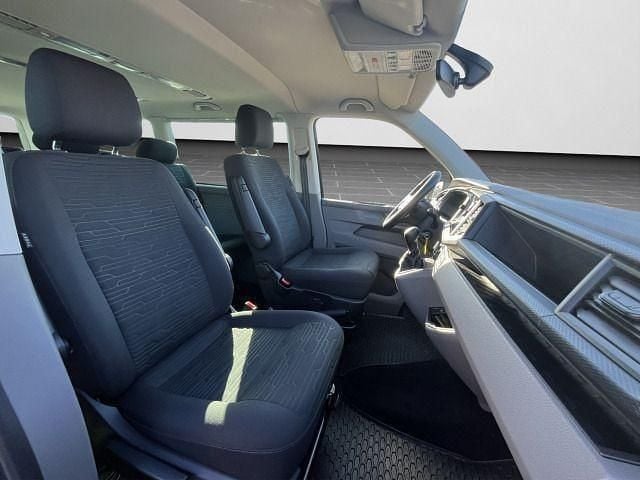 Usado VW Caravelle 150 CV (110 kW) 2024 Gris Van