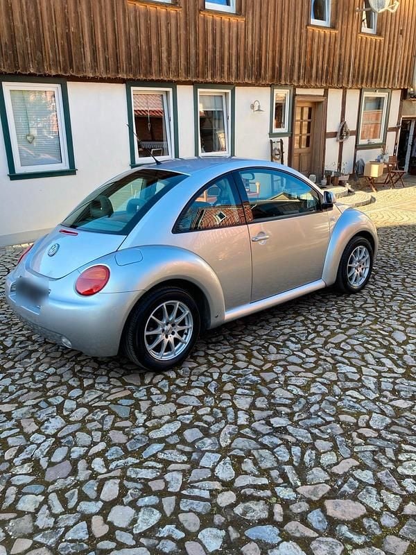 Second-hand VW Beetle 115 CP (84 kW) 1999 Argintiu Hatchback