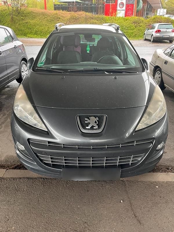 Gebraucht Peugeot 207 75 PS (55 kW) 2012 Grau Kombi