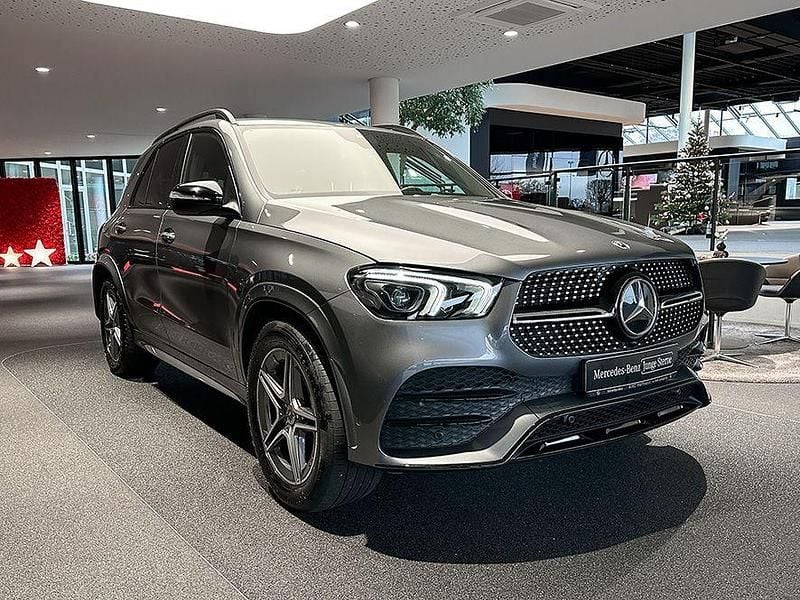 Gebraucht Mercedes GLE350 Night 194 PS (142 kW) 2022 Grau SUV