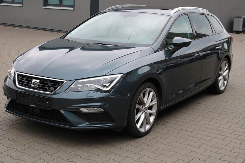 Grau Gebraucht 2018 Seat Leon ST FR Kombi | 15.790 € (Fairer Preis) - Bild 1/4