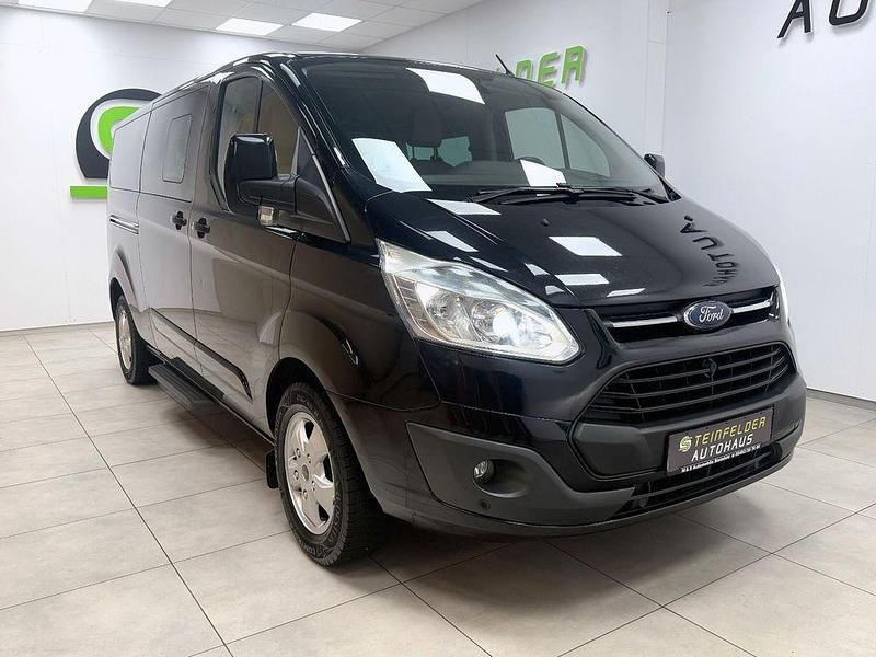 Schwarz Gebraucht 2016 Ford Tourneo Custom Titanium Van | 17.990 € (Fairer Preis) - Bild 1/4