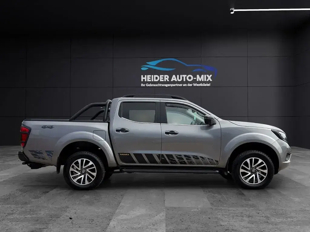 Gebraucht Nissan Navara 360º 190 PS (139 kW) 2020 Grau Pickup