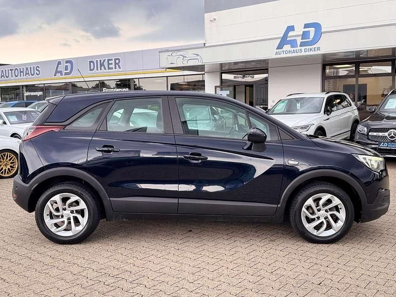 Gebraucht Opel Crossland X 102 PS (75 kW) 2019 Tiefsee blau SUV