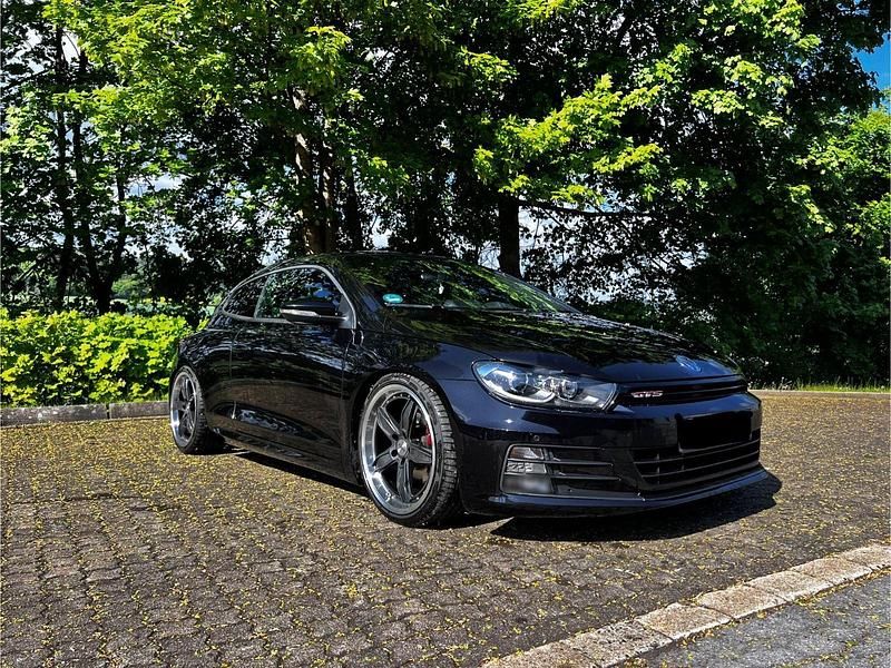 Second-hand VW Scirocco GTS 220 CP (161 kW) 2017 Negru Coupe