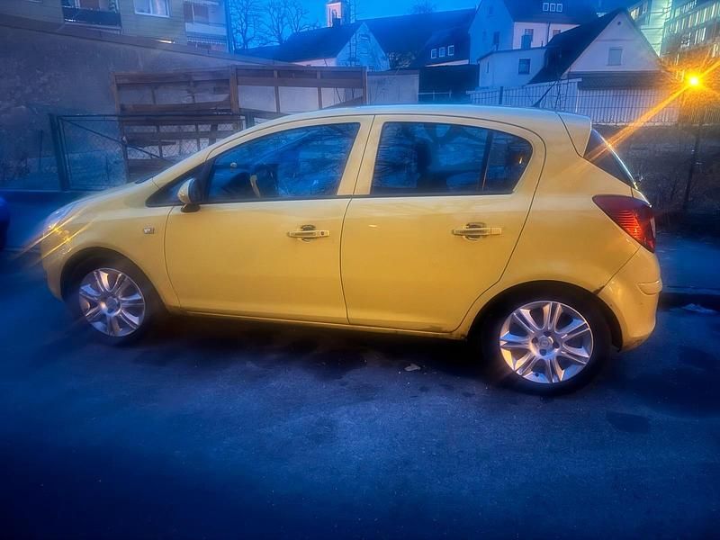 Gebraucht Opel Corsa 80 PS (58 kW) 2008 Gelb Kleinwagen