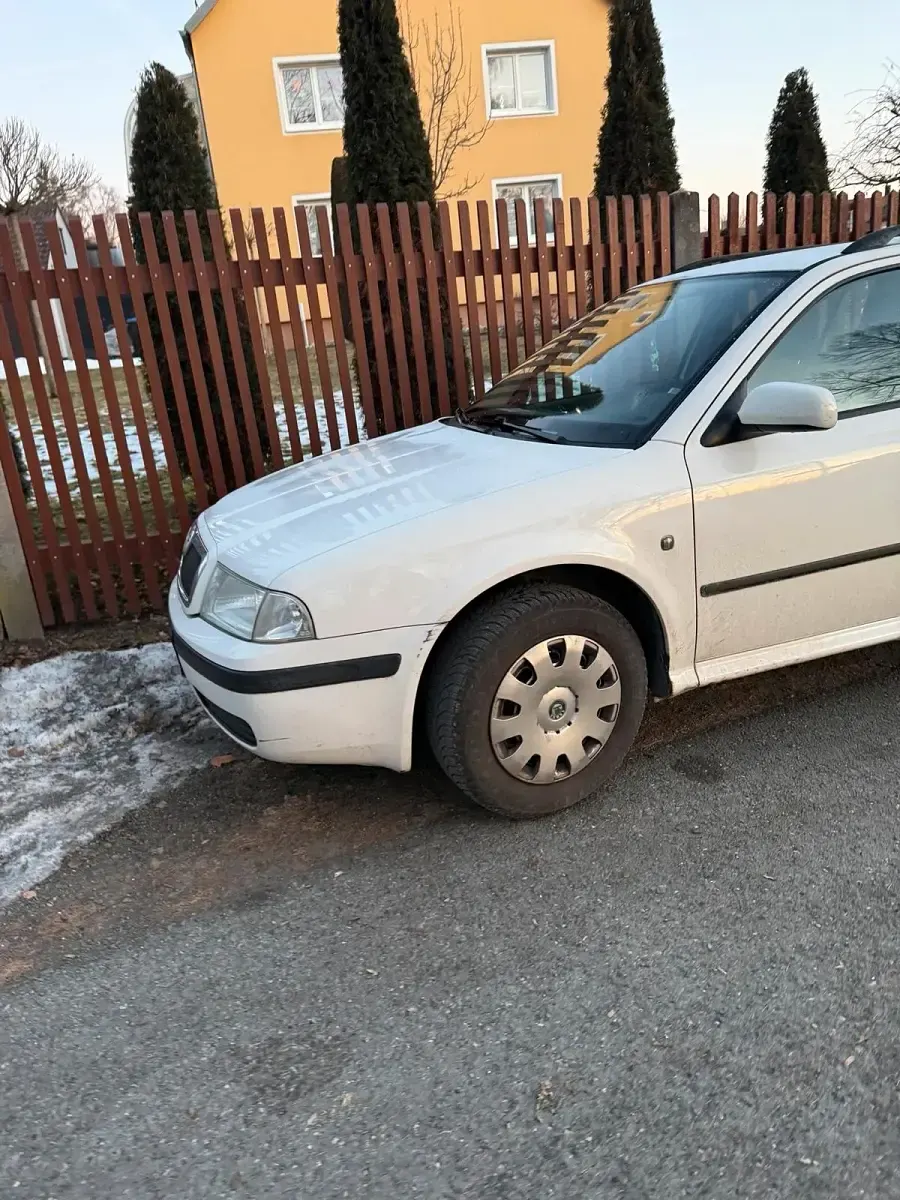 Gebraucht Skoda Octavia 102 PS (75 kW) 2009 Weiß Kombi