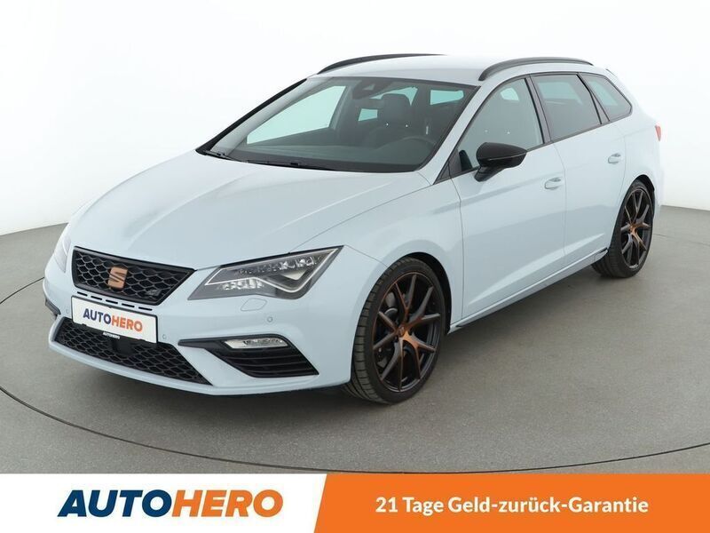 Grau Gebraucht 2020 Cupra Leon Limousine | 24.740 € (Fairer Preis) - Bild 1/3