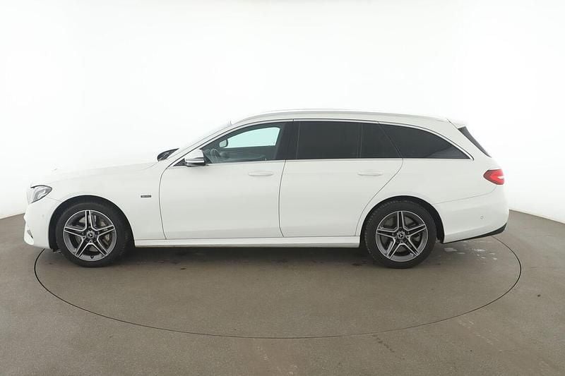 Gebraucht Mercedes E300 AMG line 122 PS (89 kW) 2019 Weiß Kombi