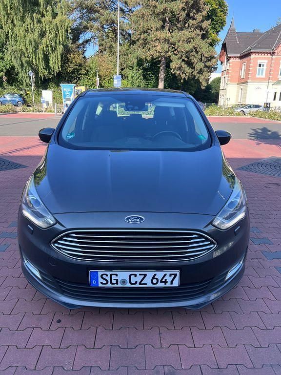 Grau Gebraucht 2015 Ford C-MAX Titanium Van / Kleinbus | 6.900 € - Bild 1/4