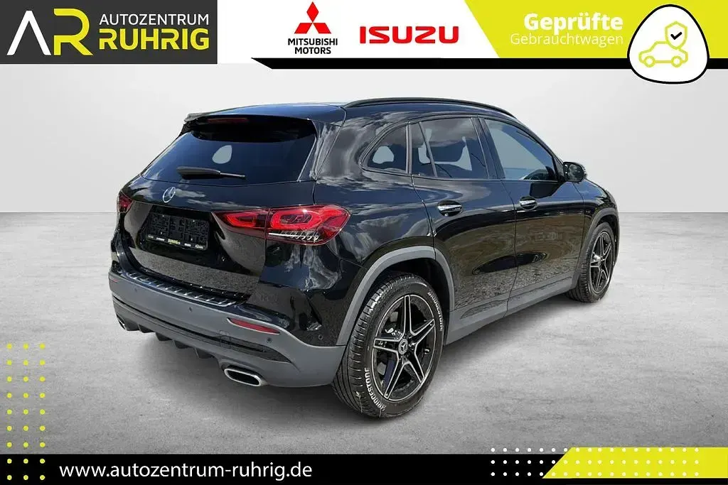 Gebraucht Mercedes GLA200 AMG line 163 PS (119 kW) 2022 Schwarz SUV