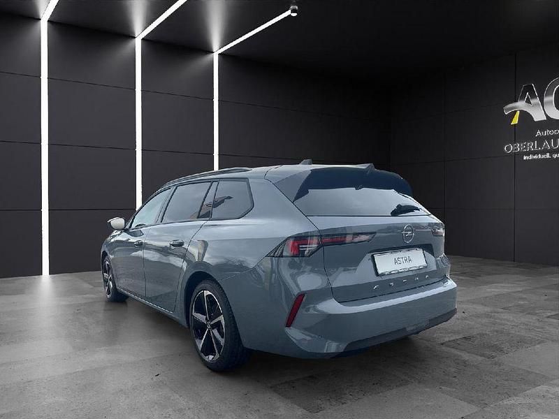 Neu Opel Astra Edition 131 PS (96 kW) 2025 Grau Kombi