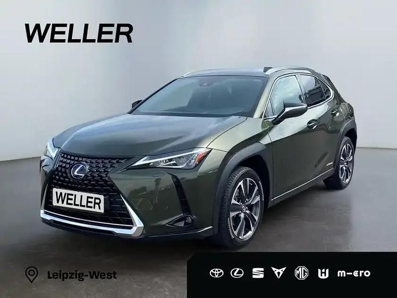 Grün Gebraucht 2021 Lexus UX 250h SUV | 23.990 € (Fairer Preis) - Bild 1/3